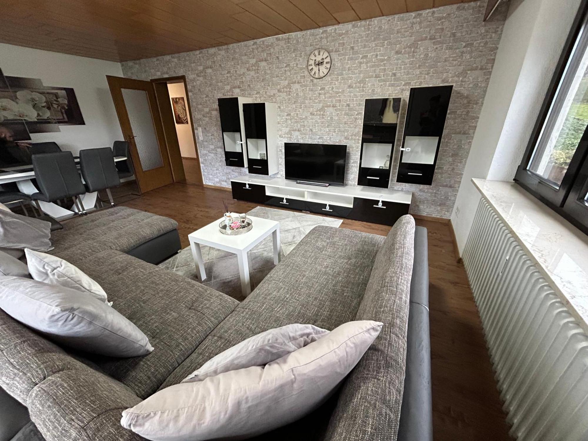 Ferien- Und Monteurwohnung Zum Waldblick Bagian luar foto