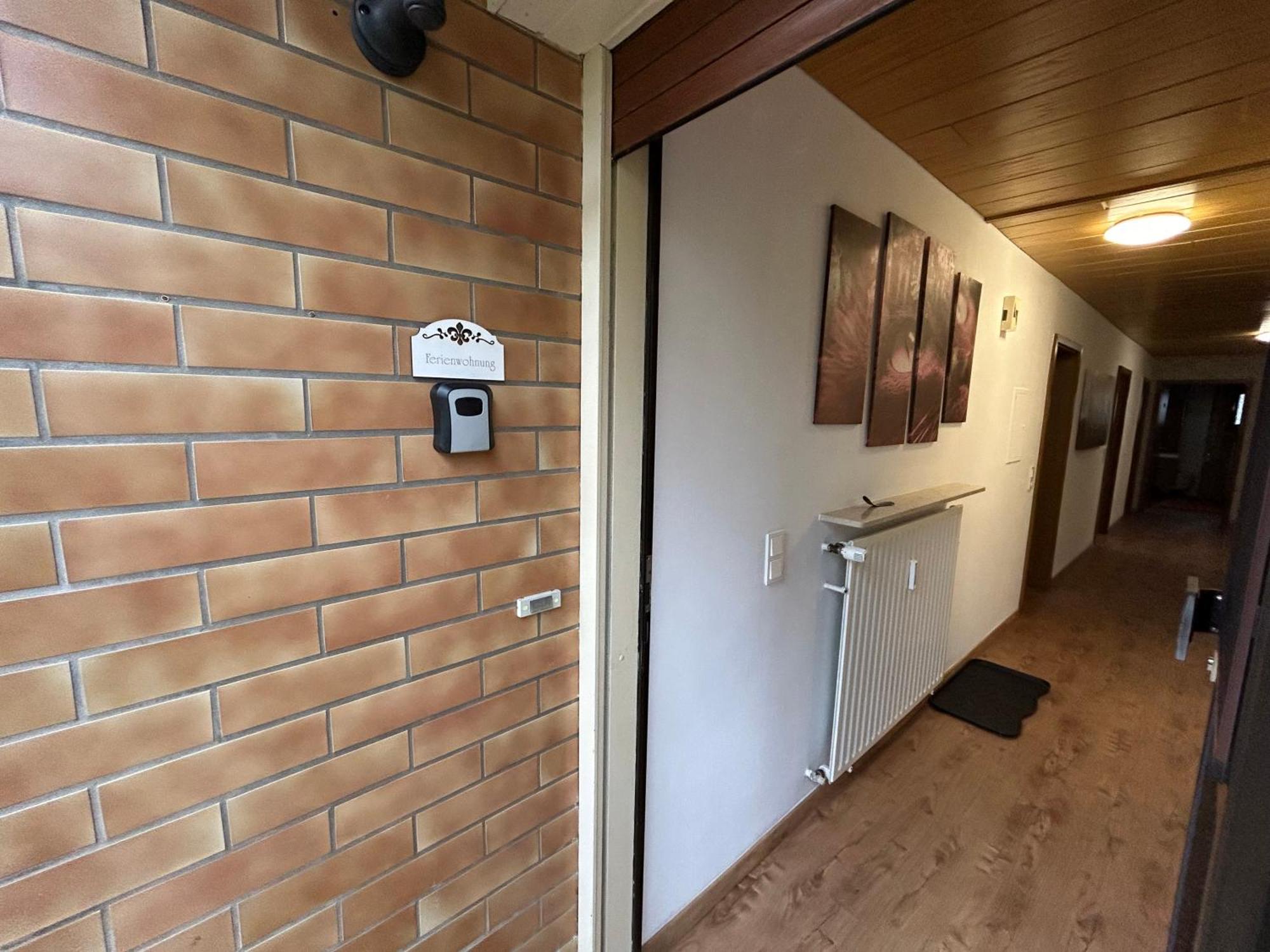 Ferien- Und Monteurwohnung Zum Waldblick Bagian luar foto
