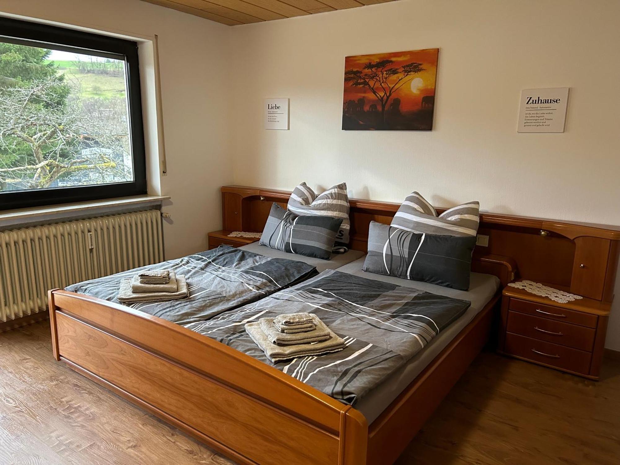Ferien- Und Monteurwohnung Zum Waldblick Bagian luar foto